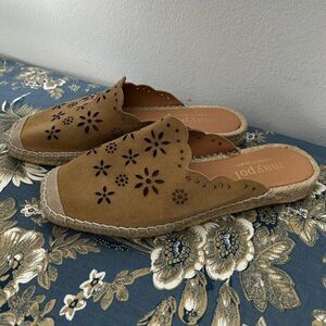 Anthropologie Maypol Suede Spain Espadrille Sandals in Tan